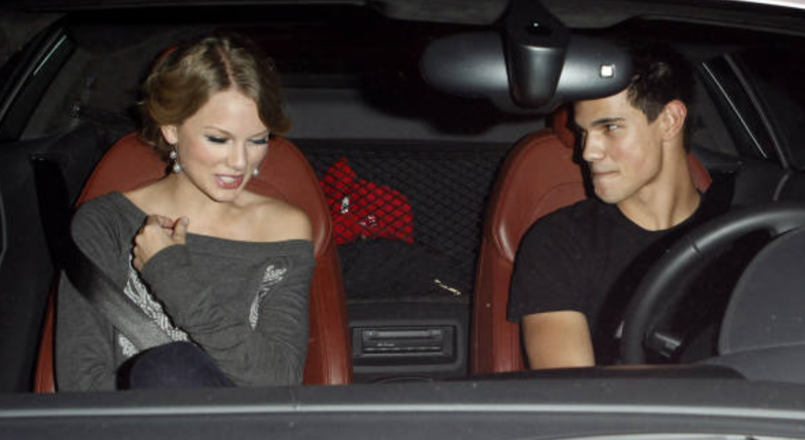 Van Taylor Lautner Tot Joe Jonas Alle Exen Die Taylor Swift Op Haar Nieuwste Plaat Door Het 2302