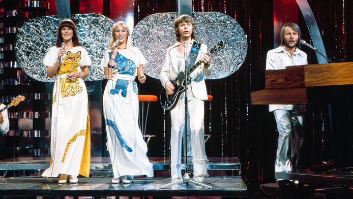 Le groupe ABBA revient sous forme d'hologramme