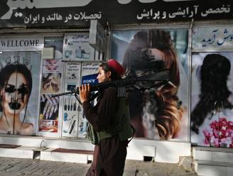 Taliban laten advertenties met beeltenis van vrouwen verwijderen