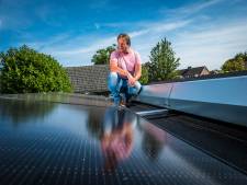 Eddy’s zonnepanelen liggen al maanden werkloos op het dak (en hij is bepaald niet de enige)