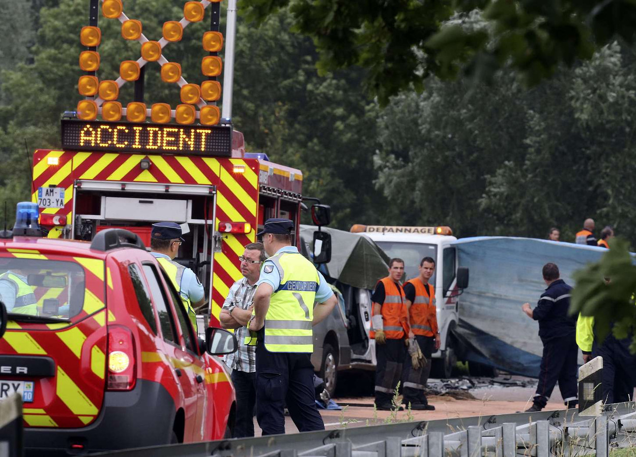 Vier kinderen omgekomen bij zwaar ongeval in Frankrijk Foto hln.be