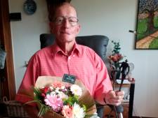 Dit stuurden jullie in: 75 jaar lid van de vakbond in IJsselmuiden • Zo zag je de Peperbus nog nooit!