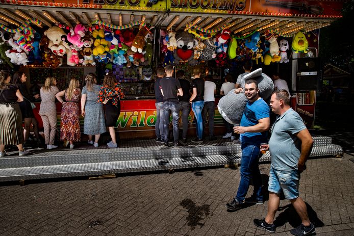 merk Aap tevredenheid Tussen 5 en 7 euro betalen voor een attractie: 'Deze prijzen horen niet  thuis op de kermis' | De Peel | ed.nl