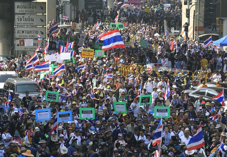 Betogers in Bangkok. Beeld epa