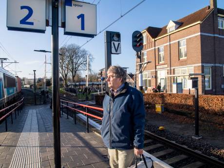 Reizigersvereniging blij en kritisch over elektrische treinen tussen Hardenberg en Almelo: ‘Moest eerder’
