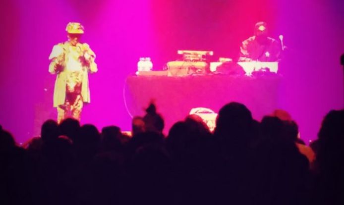 Lee Perry (links) en de Mad Professor tijdens hun optreden in Doornroosje in Nijmegen, vorig jaar.