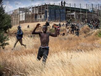 18 migranten omgekomen bij bestorming grenshekken Spaanse enclave in Marokko