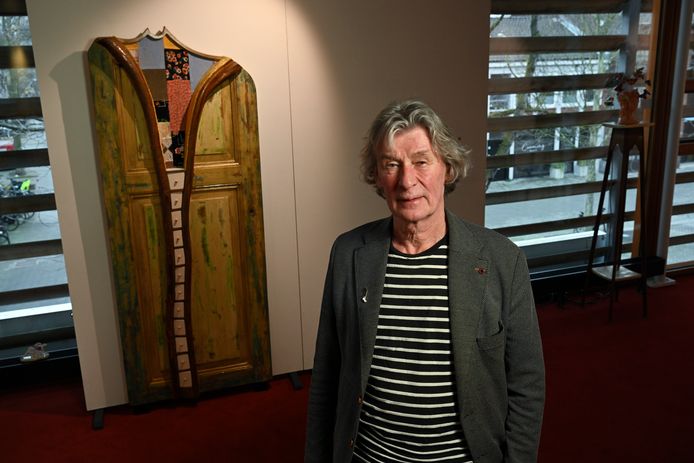 Frans Zekhuis werkte jarenlang binnen het ROC als docent juridische vakken, nu is hij kunstenaar.