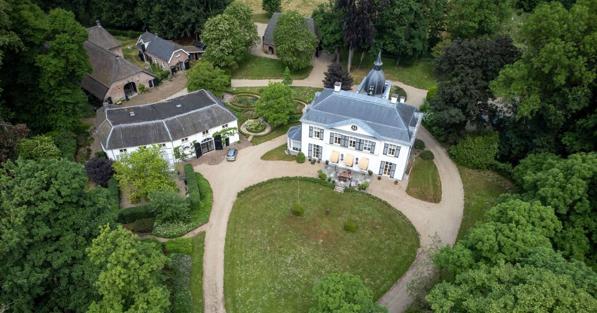 Miljoenenpand ‘Kasteel’ Loenen heeft eindelijk nieuwe bewoners: ‘We gaan ongelooflijk genieten’