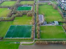Voetbalverenigingen hopen op financiële steun: ‘Coronavirus is op 6 april niet weg’