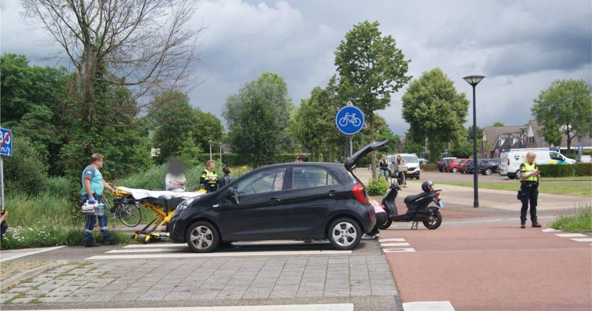 Aanrijding tussen automobilist en fietser op Leestensedreef, Warnsveld