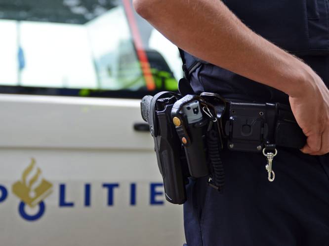 Agenten arresteren dreigende man die met mes zou zwaaien in Vught, vinden inderdaad scherp ‘wapen’