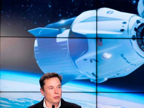 Elon Musk verkoopt vier ‘tickets naar de ruimte’ aan particulieren