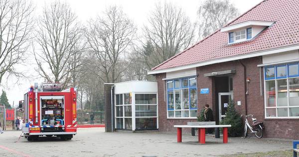 Basisschool in Westerhaar ontruimd vanwege brand | Twenterand - Tubantia