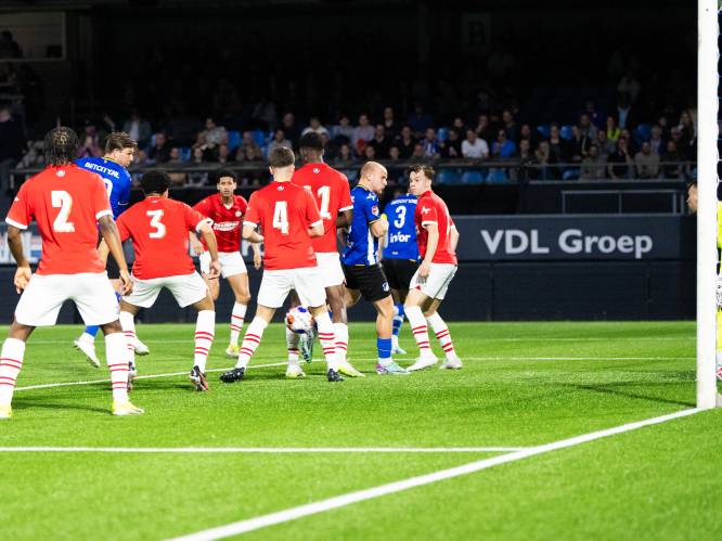 FC Eindhoven krijgt pak slaag van Jong PSV, ondanks Lieder-show na rust