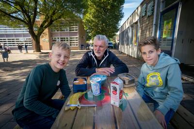 Het leven is goed in ‘het Buitenhuis’; noodonderkomen Elster basisscholen valt in de smaak