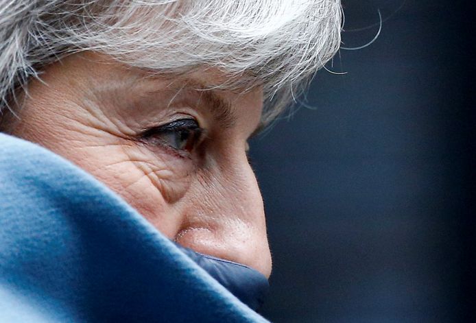 De Britse premier May is de grip op haar partij én haar stem kwijt.