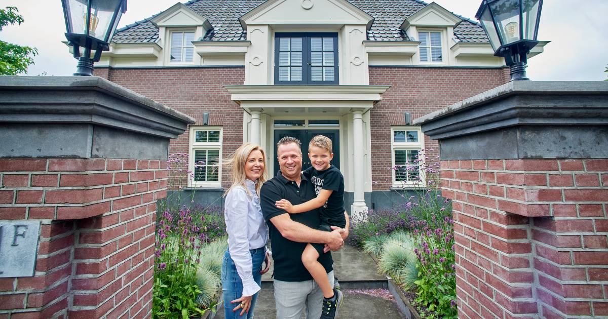 Wonen in de kelder tijdens het bouwen van een huis