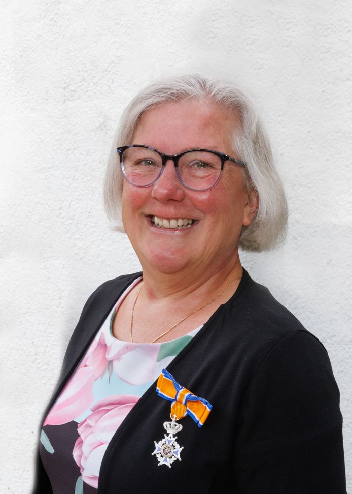 Marion Bergman-Ermen uit Oisterwijk, lid in de Orde van Oranje-Nassau