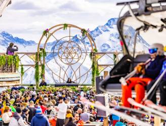 Tomorrowland Winter op Alpe d’Huez zit erop, 22.000 festivalgangers palmden legendarische ‘wielerberg’ in