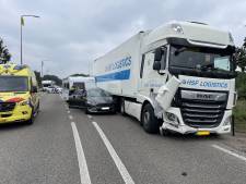 Ongeluk op grens van Duitsland en Nederland; Duitse automobilist gewond