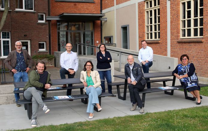 Een archiefbeeld van het schepencollege in Turnhout