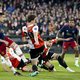Ajax verslaat Feyenoord in halve finale die ontsierd wordt door incident Klaassen