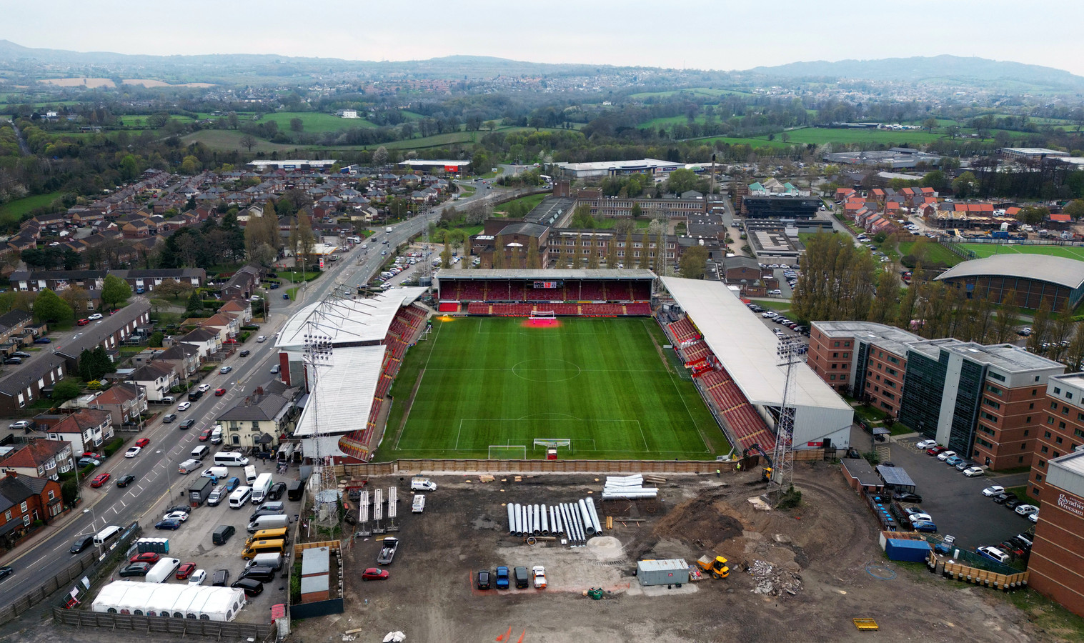 Welkom in wrexham hoe twee hollywood sterren een desolate mijnstad met