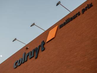 Colruytdief steelt flessen drank en riskeert twee jaar cel