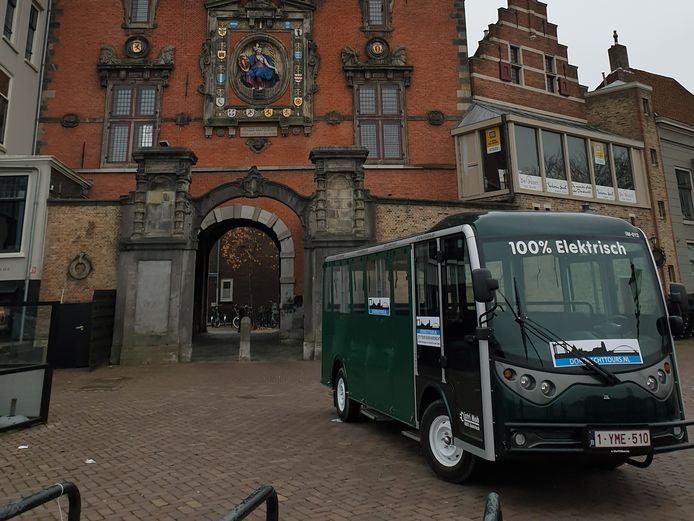 Toeristentreintje vanaf volgende week terug, niet de stad, maar ook in de regio | Dordrecht | AD.nl