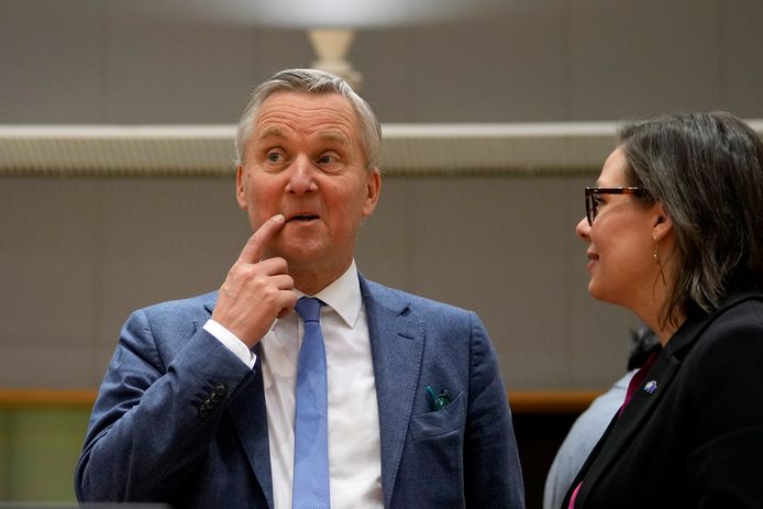 Eric van der Burg durante un incontro a Bruxelles.