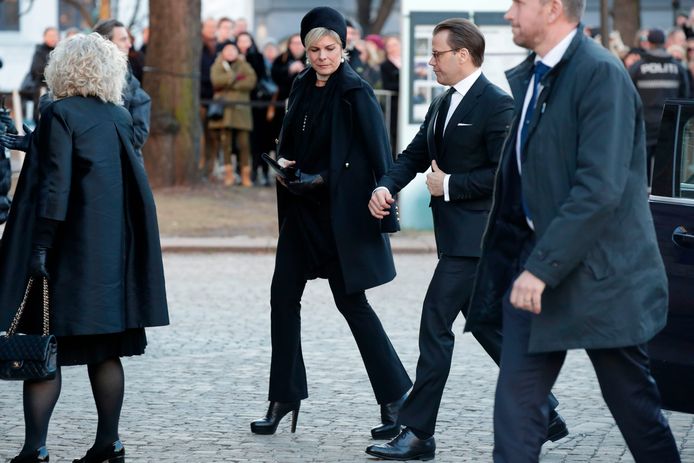 Ook de Nederlandse prinses Laurentien Brinkhorst en Prins Daniel van Zweden kwamen afscheid nemen.