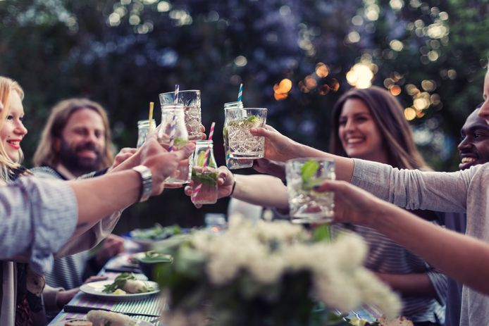 Dankzij de standaardformule weet je vanaf nu perfect hoeveel drank in huis te halen voor een feestje.