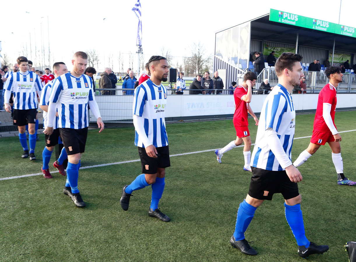 PVCV-trainer spreekt van ‘schande’, IJFC naar top, Saestum bekert door ...
