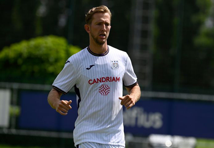 Michel Vlap in het shirt van Anderlecht.