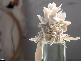 Kunstenares Peggy Wauters leert je porseleinen bloemen maken