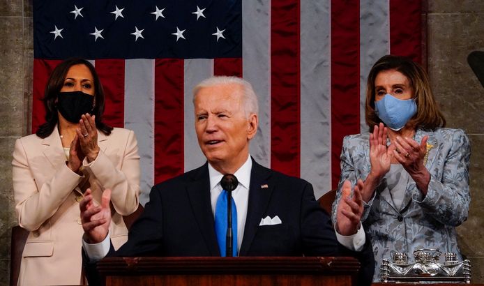 President Joe Biden na zijn toespraak in het congres.