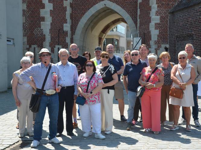 Ninoofse Cultuursmakers vieren 100- én 10-jarig bestaan: “Toenmalige Vlaamse Toeristenbond wou Vlamingen hun eigen streek leren kennen”