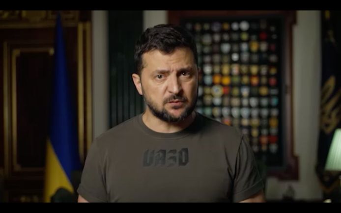 De Oekraïense president Volodymyr Zelensky in de videoboodschap waarmee hij op zondag 3 september aankondigde dat hij Defensieminister Oleksi Reznikov vervangt door Roestem Oemjerov.