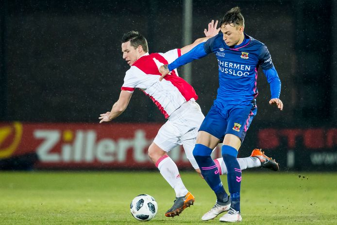Go Ahead Krabbelt Op En Wint Weer Van Jong Ajax Ga Eagles Destentor Nl