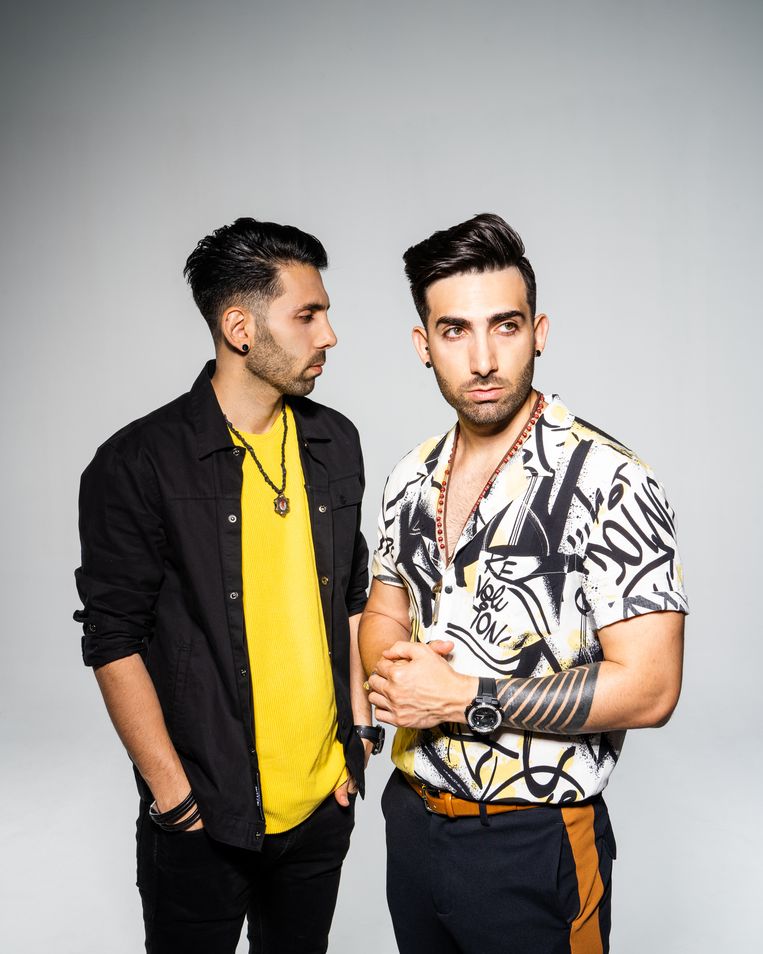 De broers Armia (rechts) en Arsham Pour, samen het dj-duo Vessbroz. Beeld Vessbroz