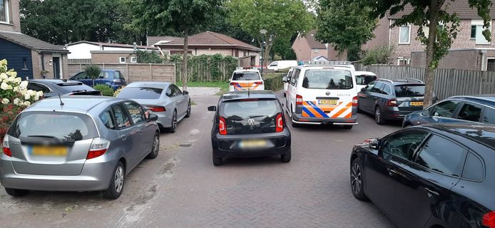 De straat werd afgesloten voor onderzoek bij schietpartij op het woonwagenkamp in Bavel.