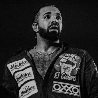 Drake toont zich een ervaren entertainer, maar niet de meest charismatische performer