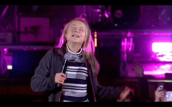 Greta Thunberg a surpris le public du Climate Live à Stockholm, vendredi.