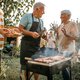 BBQ do's en don'ts: deze tips maken barbecueën nog leuker (en makkelijker)