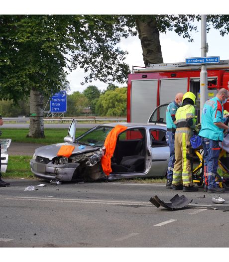Automobiliste uit haar voertuig bevrijd na ongeval in Wijchen 