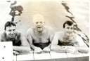 In 1987 mochten toenmalige schepenen Carlos Lagae en Willy Verledens samen met Geert Bourgeois het vernieuwde zwembad in Izegem openen.