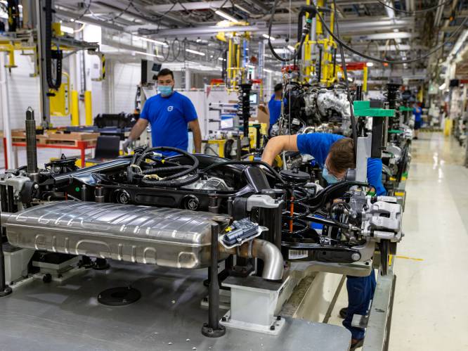 Volvo Car-fabriek legt productie hele week stil: “Toeleveranciers blijven met tekort aan computerchips kampen”