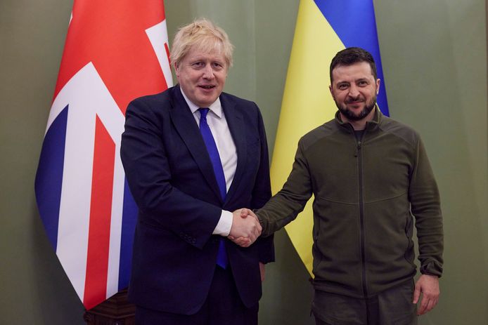 Boris Johnson avec Volodymyr Zelensky à Kiev, le 9 avril 2022.