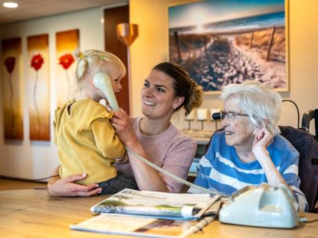 Zeeuwen bedenken zelf hoe zij de zorg overeind houden: ‘Er zitten cadeautjes bij’